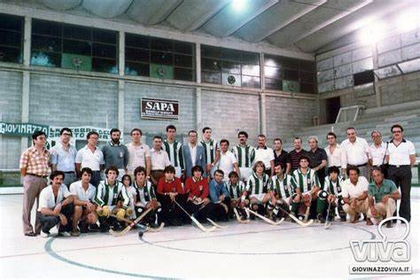 La squadra di Hockey di Giovinazzo del 1982